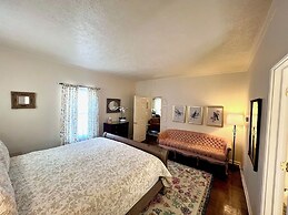 The Mount Vernon Inn