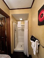 The Mount Vernon Inn