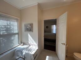 The Mount Vernon Inn