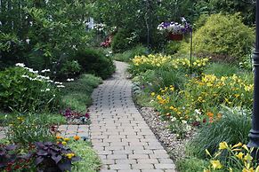 The Mount Vernon Inn