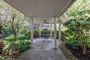 The Mount Vernon Inn