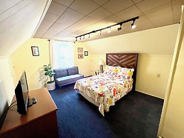 The Mount Vernon Inn