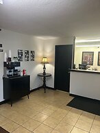 Midway Budget Inn