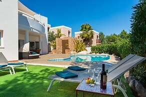 Villa Los Cuatro Arcos