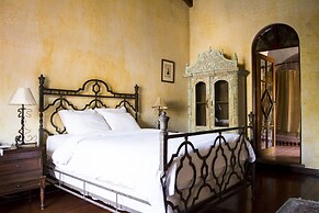Posada de Los Leones