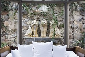 Posada de Los Leones