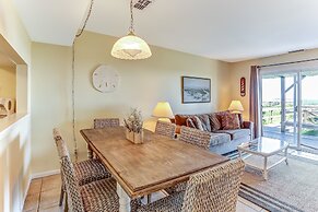 Relaxed Atmosphere in S Fletcher Duplex by RedAwning