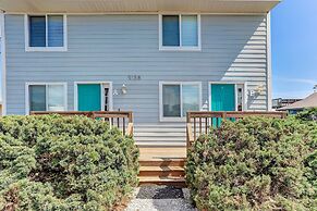 Relaxed Atmosphere in S Fletcher Duplex by RedAwning