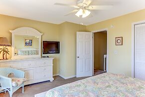 Relaxed Atmosphere in S Fletcher Duplex by RedAwning