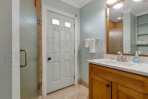 Charming Oceanfront Beach House by RedAwning