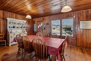 Charming Oceanfront Beach House by RedAwning