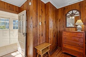 Charming Oceanfront Beach House by RedAwning