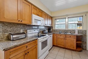 Charming Oceanfront Beach House by RedAwning