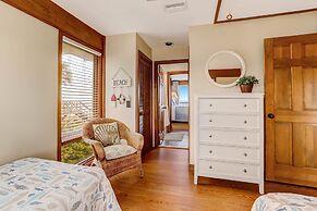 Oceanfront Pet Friendly Unit by RedAwning