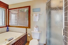 Oceanfront Pet Friendly Unit by RedAwning