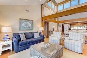 Oceanfront Pet Friendly Unit by RedAwning