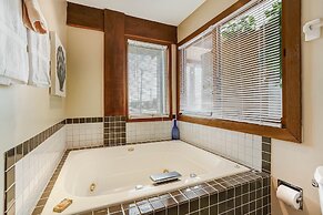 Oceanfront Pet Friendly Unit by RedAwning