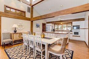 Oceanfront Pet Friendly Unit by RedAwning