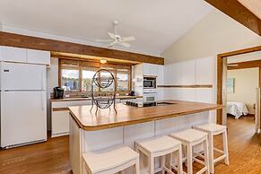 Oceanfront Pet Friendly Unit by RedAwning