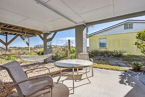 South Fletcher Spacious Family Friendly Home by RedAwning