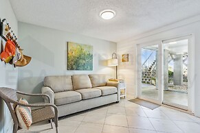 South Fletcher Spacious Family Friendly Home by RedAwning