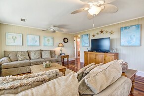 Rustic Ocean Front Cottage by RedAwning