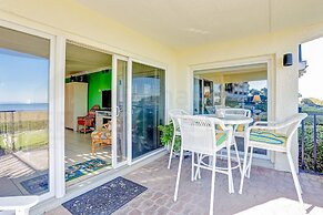 Popular Amelia South Panoramic Ocean View Condo by RedAwning