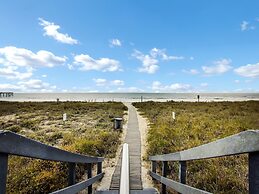 Popular Amelia South Panoramic Ocean View Condo by RedAwning