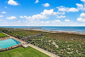 Striking Ocean View Condo with Private Walkway to the Beach by RedAwni