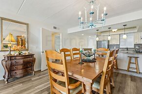 Tropical Theme Condo with Picturesque Atlantic View by RedAwning