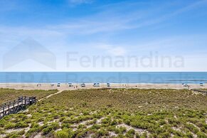 Tropical Theme Condo with Picturesque Atlantic View by RedAwning