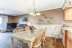 Amelia South H4 by RedAwning