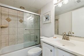 Condo with Atlantic View from Private Patio, Short Walk to the Beach b