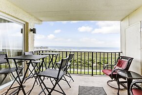 Recently Renovated Ocean Front Condo by RedAwning
