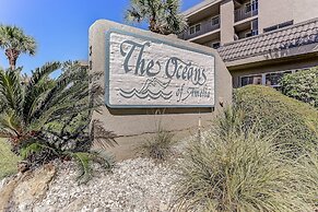 Renovated Seaside Condo with Gorgeous View of the Ocean by RedAwning