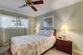 Modern Condo with Amazing Ocean Front Views by RedAwning