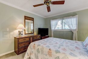 Modern Condo with Amazing Ocean Front Views by RedAwning