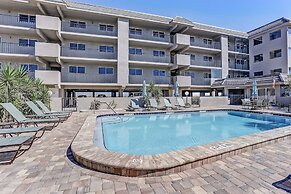 Seaboard Condo with Breathtaking Views of the Ocean by RedAwning