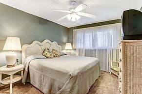 Spacious Condo Just Steps from the Atlantic by RedAwning