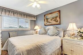 Spacious Condo Just Steps from the Atlantic by RedAwning