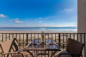 Gorgeous Oceanfront Views Condo with On Site Pool and Fully Covered Pa