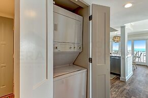 Gorgeous Oceanfront Views Condo with On Site Pool and Fully Covered Pa