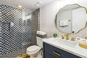 Brilliantly Decorated Condo for Your Perfect Beach Escape by RedAwning