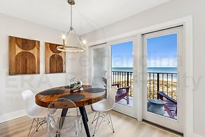 Brilliantly Decorated Condo for Your Perfect Beach Escape by RedAwning