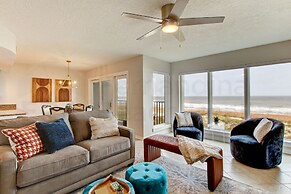Brilliantly Decorated Condo for Your Perfect Beach Escape by RedAwning
