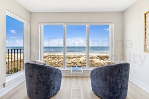 Brilliantly Decorated Condo for Your Perfect Beach Escape by RedAwning