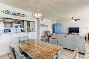 Modest Condo with Splendid Sunrise Views by RedAwning