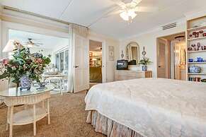 Amelia South H6 by RedAwning