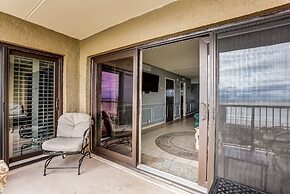 Comfortable Condo With Beautiful Ocean view by RedAwning