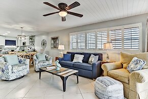 Corner Unit Condo with unobstructed views of the Atlantic by RedAwning